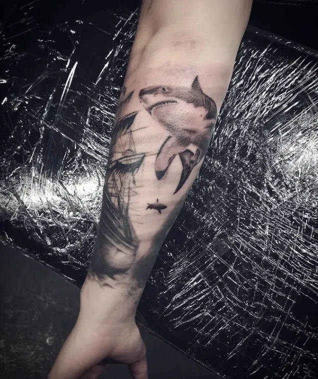 Black and Grey tatuering av Tobias - Stil 6